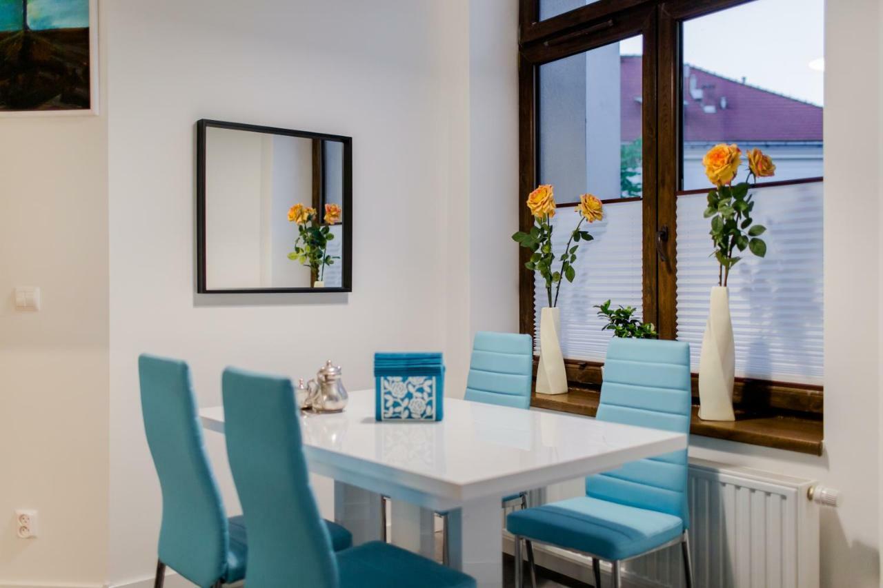 Kings Landing Apartament Krakau Buitenkant foto