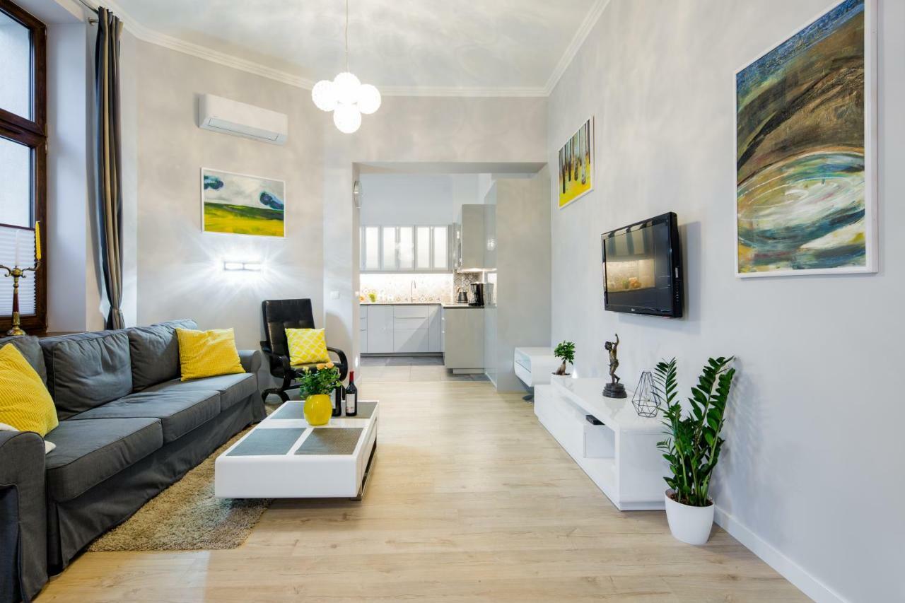 Kings Landing Apartament Krakau Buitenkant foto